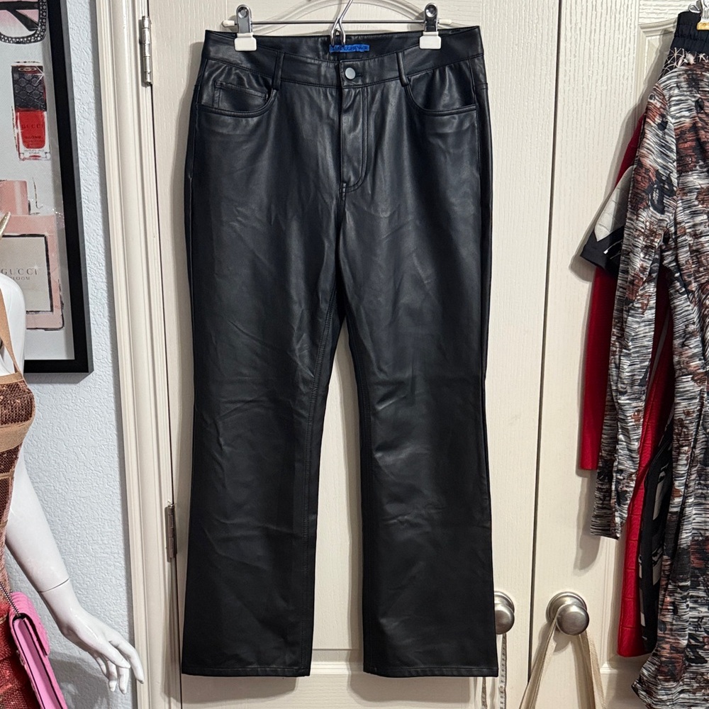💙 J. McLaughlin Black Vegan Leather Brandy Flare Kick Hem Pants - Picture 2 of 5